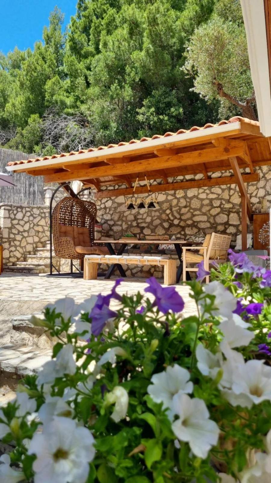 Rania Apartments Agios Nikitas Exterior photo